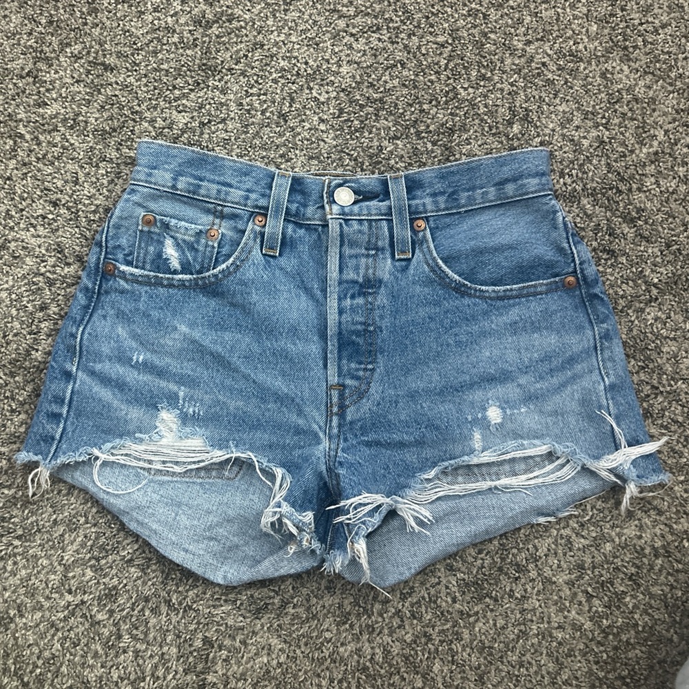 Levi’s 501 high rise shorts